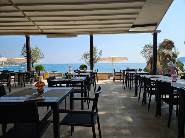 Sasso Verde Restaurant