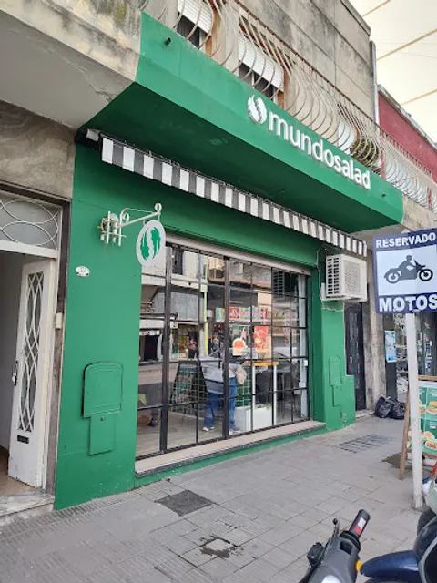 Mundo Salad