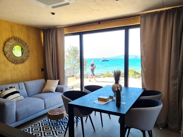 Jazine Beach Villas no.6 and no.9