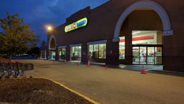 Compare Foods of Oak Forest