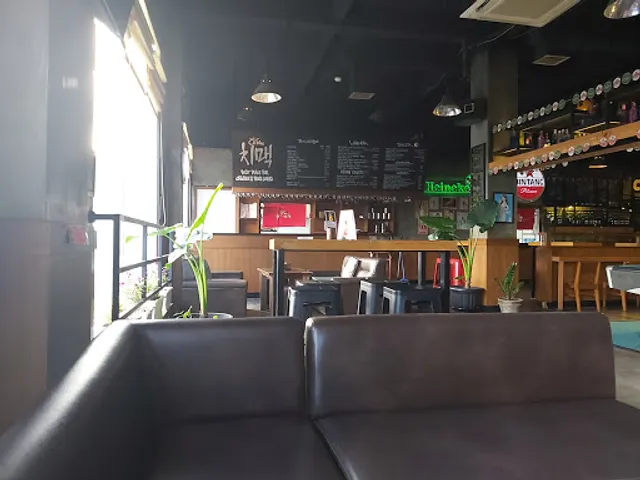 CHIMAC 치맥 KOREAN BAR & CAFE