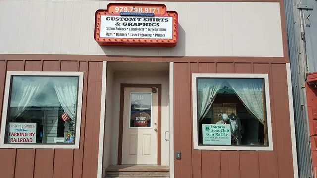 Custom T Shirts & Graphics