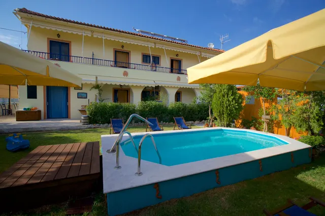 Kalypso Studios & Apartments