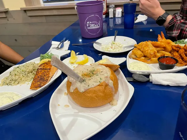 Mo's Seafood & Chowder - Astoria