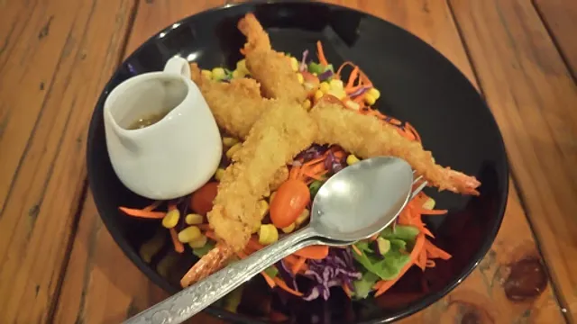 ไออุ่น I-OON Coffee & Steak House