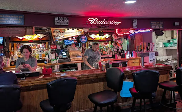 Frenchman's Pub-Richfield