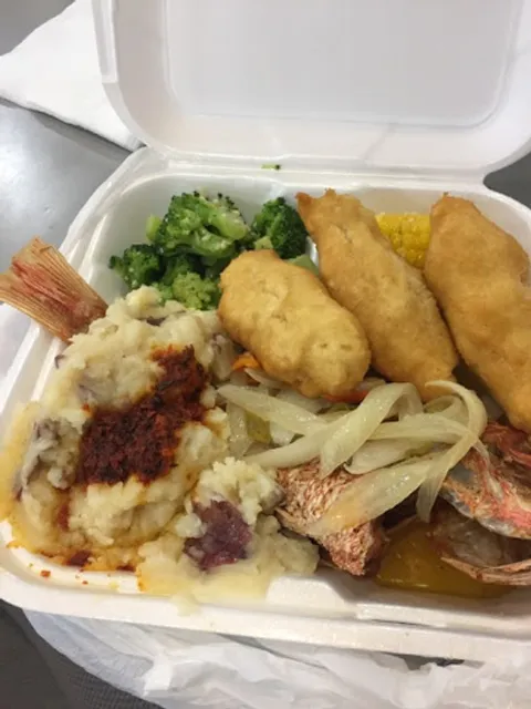 Studio7 Restaurant & Lounge