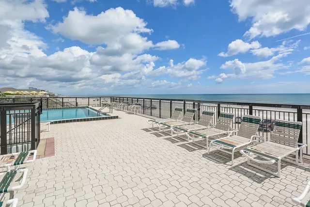 Ocean Trillium Suites