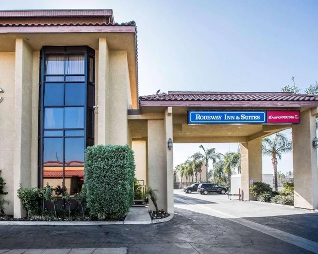 California Inn & Suites Bakersfield