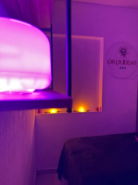 Orquideas spa & el café de la abeja