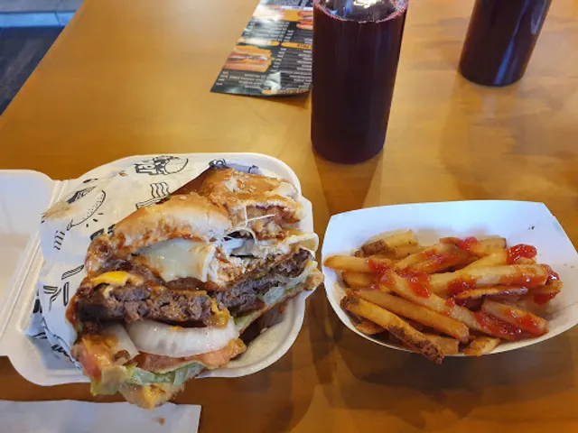 City Burger (Villa Fontana)