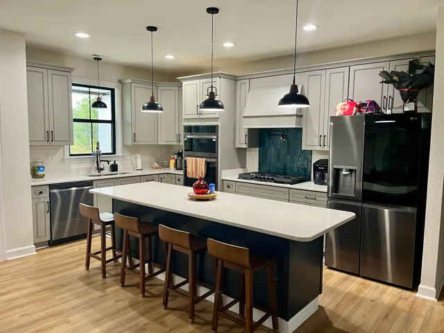 VA Wholesale Kitchen & Bath Cabinets