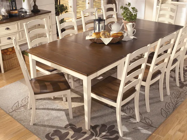 Villages Furniture Outlet / Wholesale Furniture Dealers