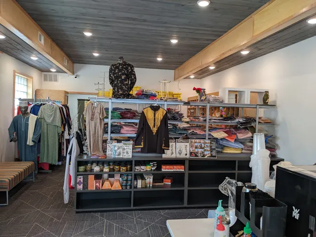 Maro & Calal Boutique and Cafe