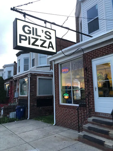 Gil's Pizza