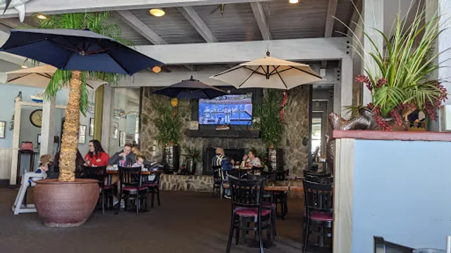 Salty Dog Bluffton Restaurant and Pizza