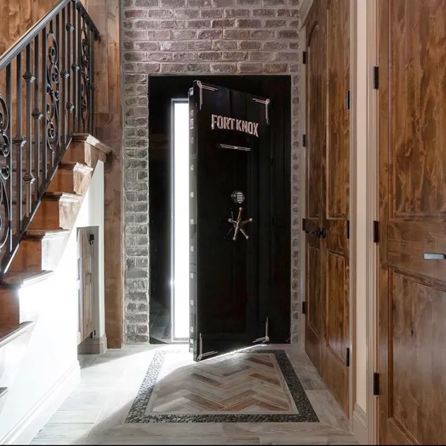 Fort Knox Safe & Vault