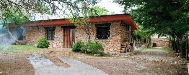 Casa Rural “LA CABAÑA”.