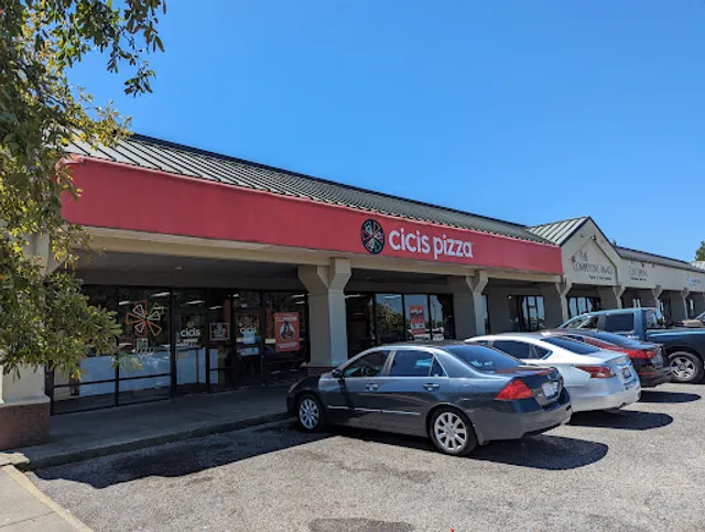 Cicis Pizza