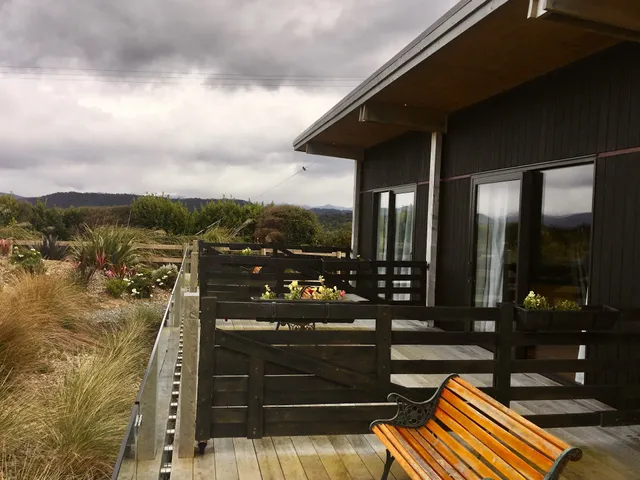 The Cliffs Seaside Lodge