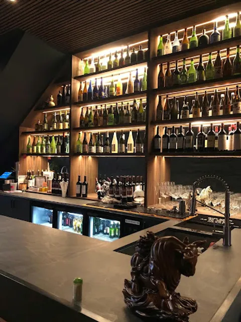 Zebra Bistro Bar 斑马餐酒