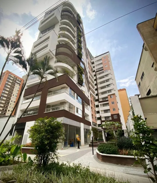Edificio Aiana Verde