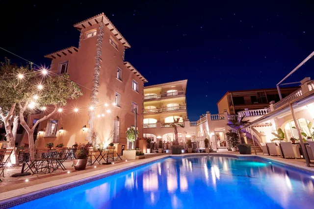 Van der Valk Hotel Barcarola