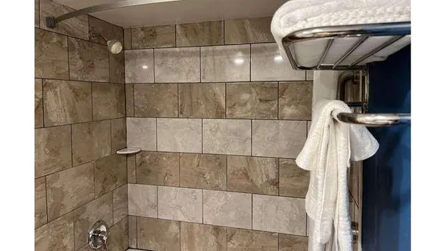 Quality Inn & Suites Louisville East