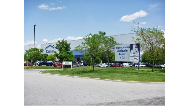 RC Willey Intermountain Distribution Center