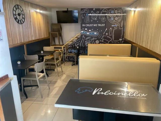 Pulcinella Pizzeria The Strand