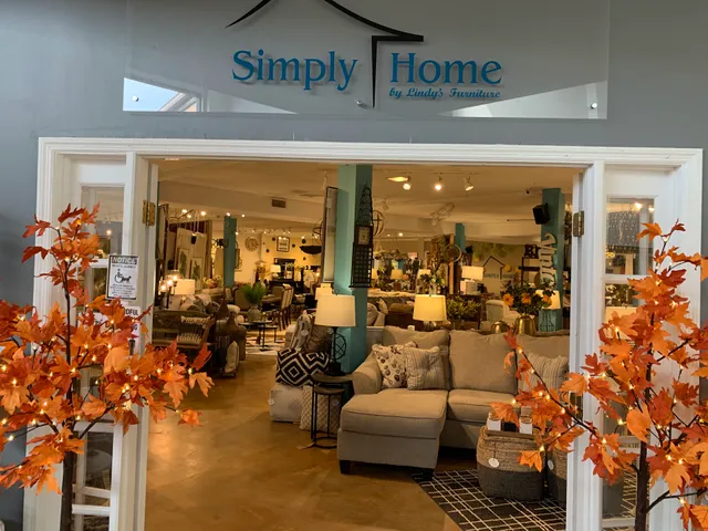 Simply Home by Lindy's Furniture