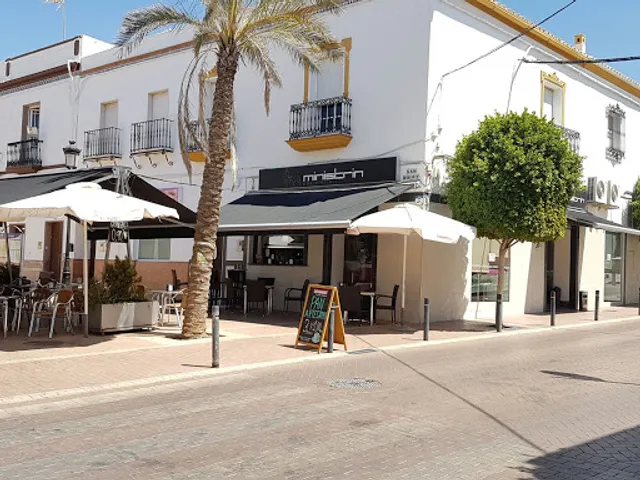 Ministrin Pastelería - Heladería