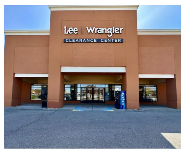 Lee | Wrangler