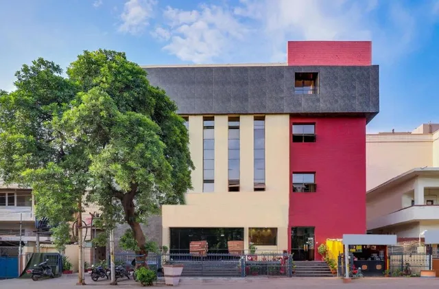 Hotel Bhagyaraj Palace -Best Hotel In Kanpur