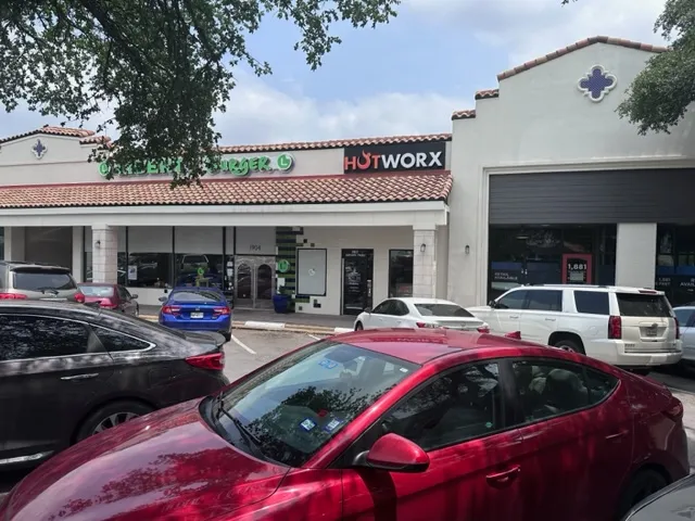 HOTWORX - Dallas, TX - Lakewood