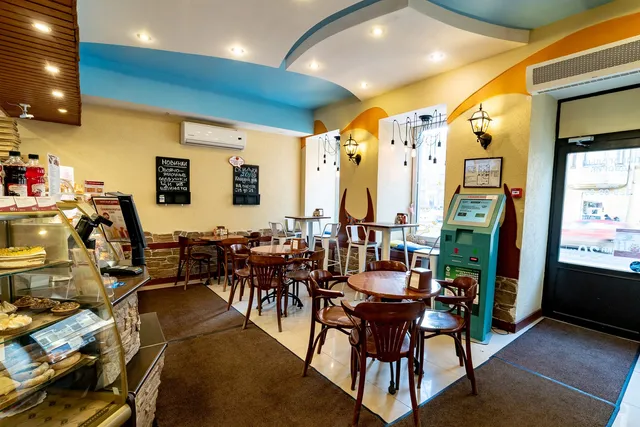 Сеть кафе-пекарен Пироговый дворик