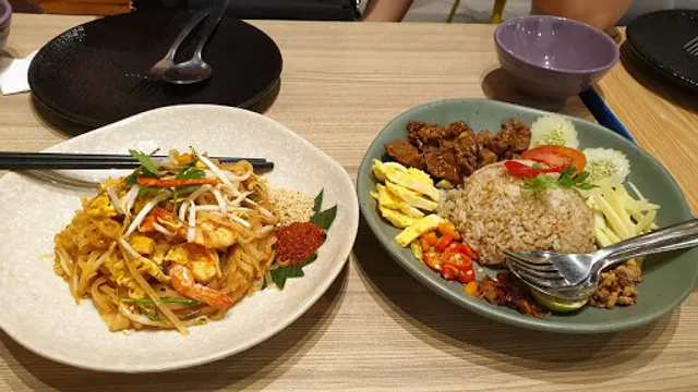 Thai Street - Plaza Senayan