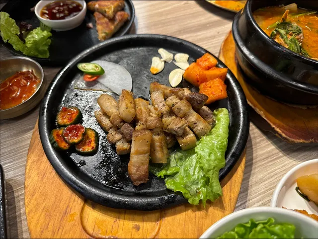 梨谷-韓式鐵板炭火烤肉