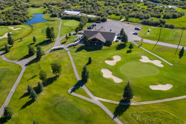 Rendezvous Meadows Golf Course