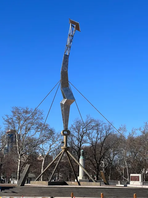 Bolt of Lightning Memorial to Benjamin Franklin