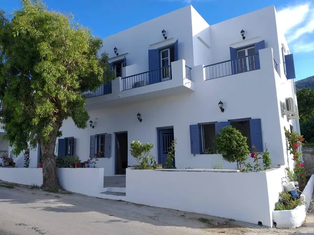 Esmeralda apartments