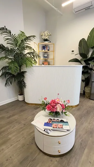 NY Skin Experts in Microneedling TCA CROSS Chemical Peel CO2 Fotona 4D