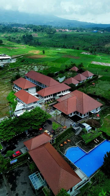 PEPABRI Hotel & Resort