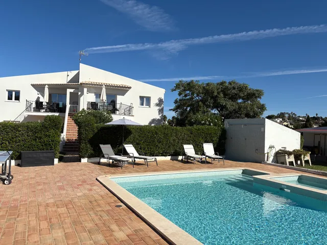 Residencia Meia Praia