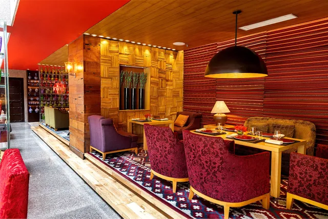 Yàn Yǎn - A Modern Chinese Restaurant and Dim Sum House