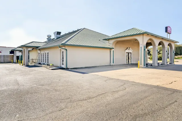 OYO Hotel Bossier City I-20 West