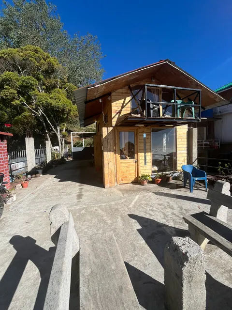 Kelvin Eva wood house