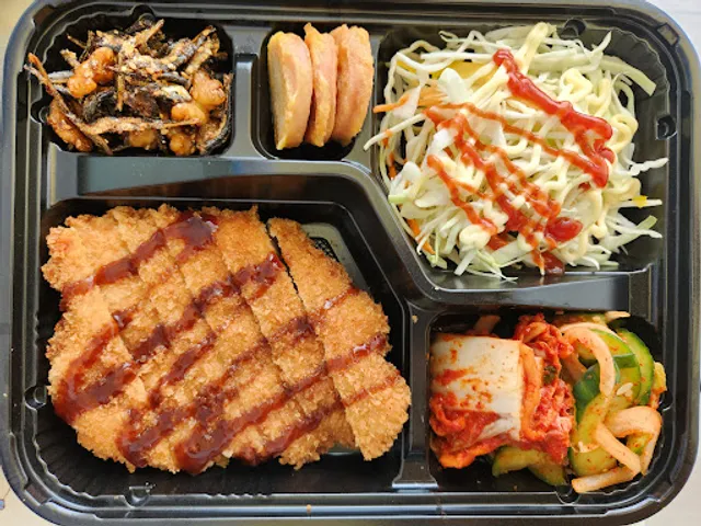 Mom’s kitchen 맘스키친