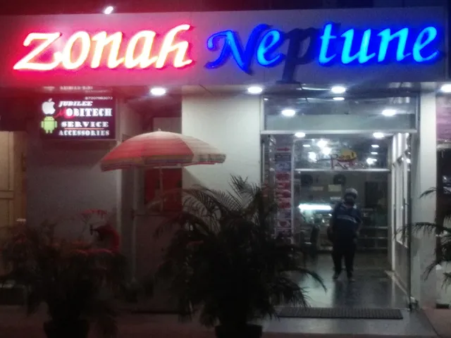 Zonah Neptune ...food Court
