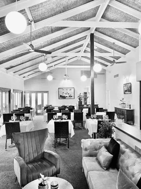 99 On Park Restaurant & Bar